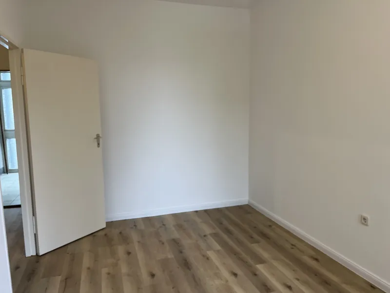 Helle und Freundliche  2-Zimmer-Wohnung in Berlin-Lichtenrade befristet zu vermieten — photo 1